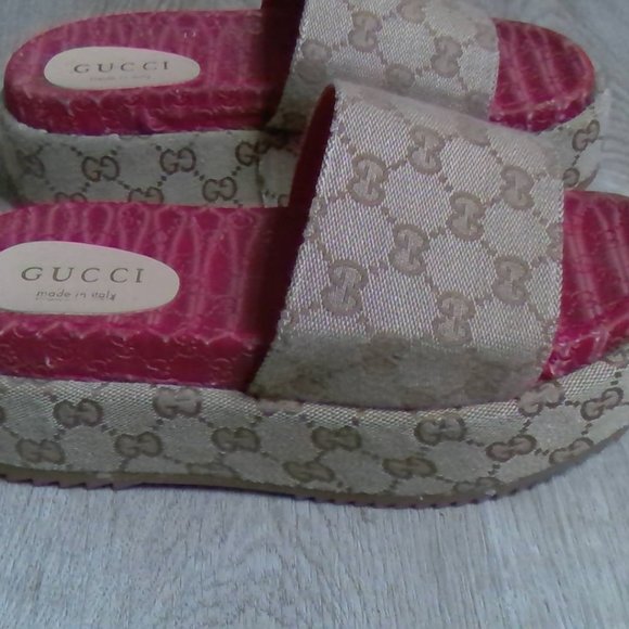 Red Platform Gucci Slides - Picture 2 of 3